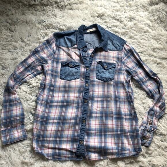 Life in Progress plaid button up shirt - Picture 3 of 8